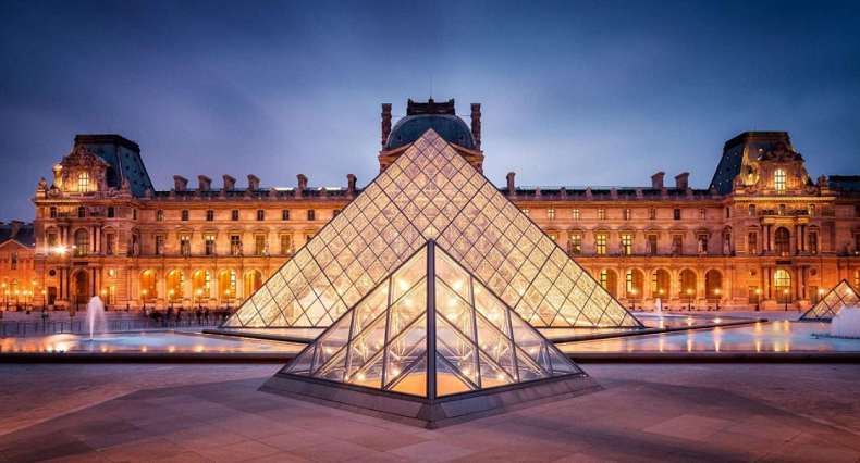 Bảo tàng Le Louvre