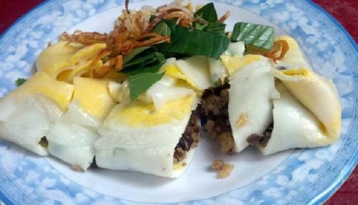 Bánh cuốn trứng Hà Giang