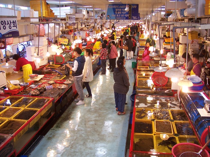 Khu chợ hải sản nổi tiếng Hàn Quốc