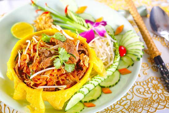 Pad Thái là món ăn tinh túy ẩm thực Thái lan