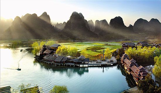 Cảnh đẹp sông nước của Quảng Tây - Trung Quốc