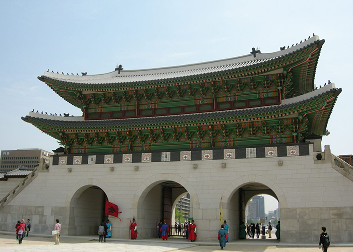 Cổng Quảng Hòa