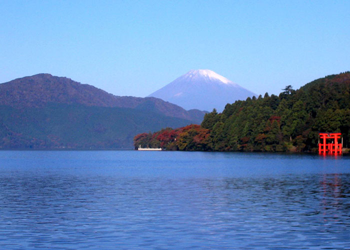 Hồ Ashi Nhật Bản