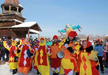 Khám phá lễ hội tiễn mùa đông Maslenitsa của Nga