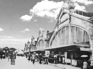 					Hơn 100 năm tồn tại của chợ Đồng Xuân				