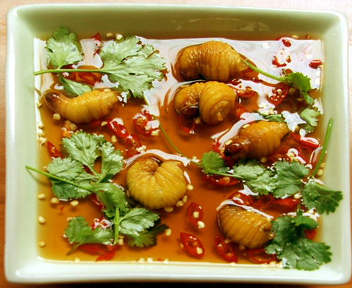  					Đuông dừa, đặc sản miền Tây Nam Bộ				